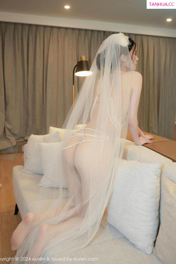   [XiuRen]高清写真图 2024.12.27 No.9674 Erikaki 情趣婚纱第61张图片